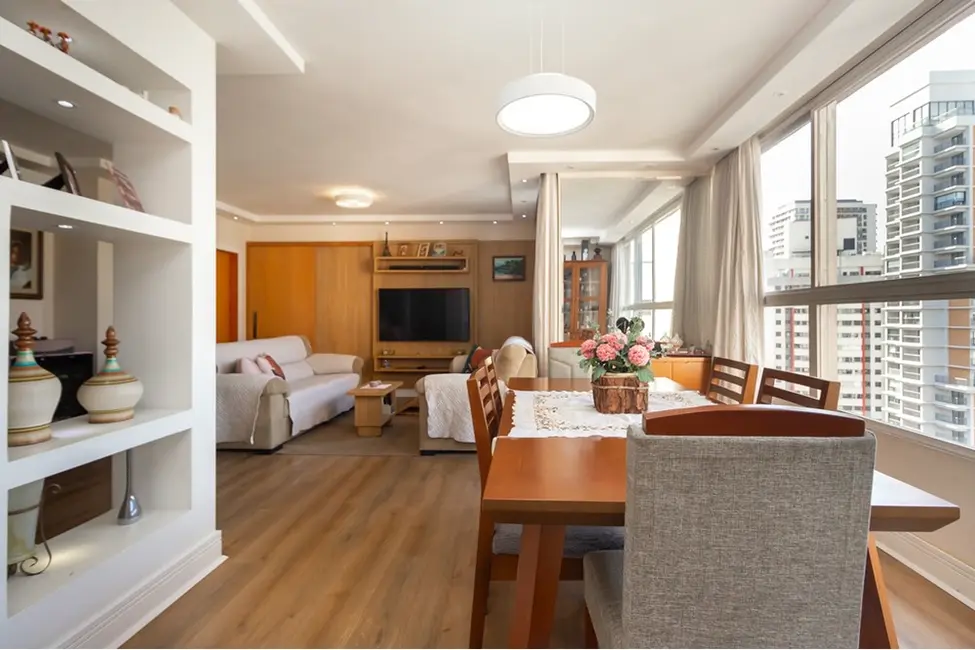 Apartamento com 3 quartos à venda, 244m2 em Campo Belo, São Paulo - SP - imagem 4 Foto 4 de Apartamento com 3 quartos à venda, 244m2 em Campo Belo, São Paulo - SP