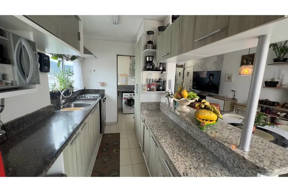 Apartamento com 3 quartos à venda, 129m2 em Centro, Balneario Camboriu - SC - imagem 3 Foto 3 de Apartamento com 3 quartos à venda, 129m2 em Centro, Balneario Camboriu - SC