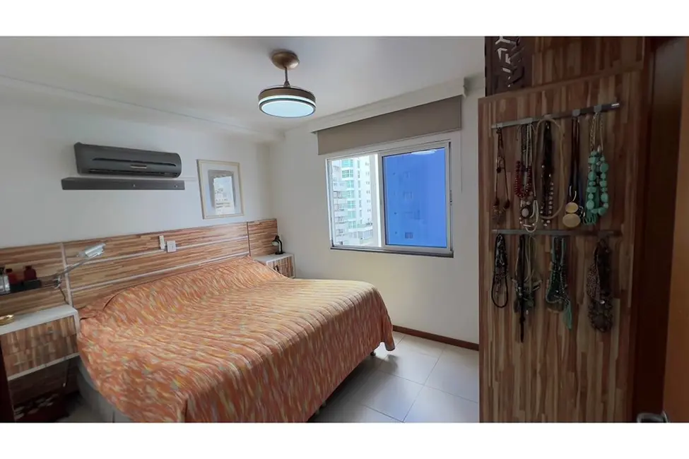 Apartamento com 3 quartos à venda, 129m2 em Centro, Balneario Camboriu - SC - imagem 7 Foto 7 de Apartamento com 3 quartos à venda, 129m2 em Centro, Balneario Camboriu - SC