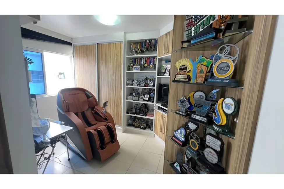 Apartamento com 3 quartos à venda, 129m2 em Centro, Balneario Camboriu - SC - imagem 5 Foto 5 de Apartamento com 3 quartos à venda, 129m2 em Centro, Balneario Camboriu - SC