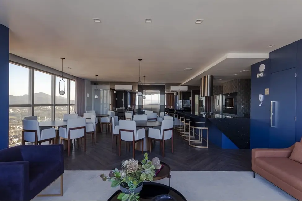 Apartamento com 3 quartos à venda, 167m2 em Centro, Balneario Camboriu - SC - imagem 5 Foto 5 de Apartamento com 3 quartos à venda, 167m2 em Centro, Balneario Camboriu - SC