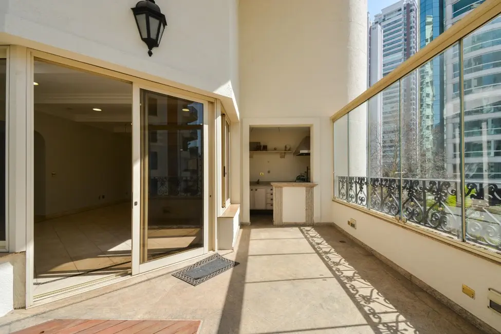 Apartamento com 4 quartos à venda, 336m2 em Tatuapé, São Paulo - SP - imagem 4 Foto 4 de Apartamento com 4 quartos à venda, 336m2 em Tatuapé, São Paulo - SP