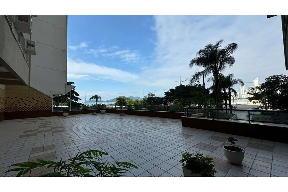 Foto 4 de Apartamento com 3 quartos à venda, 143m2 em Pioneiros, Balneario Camboriu - SC