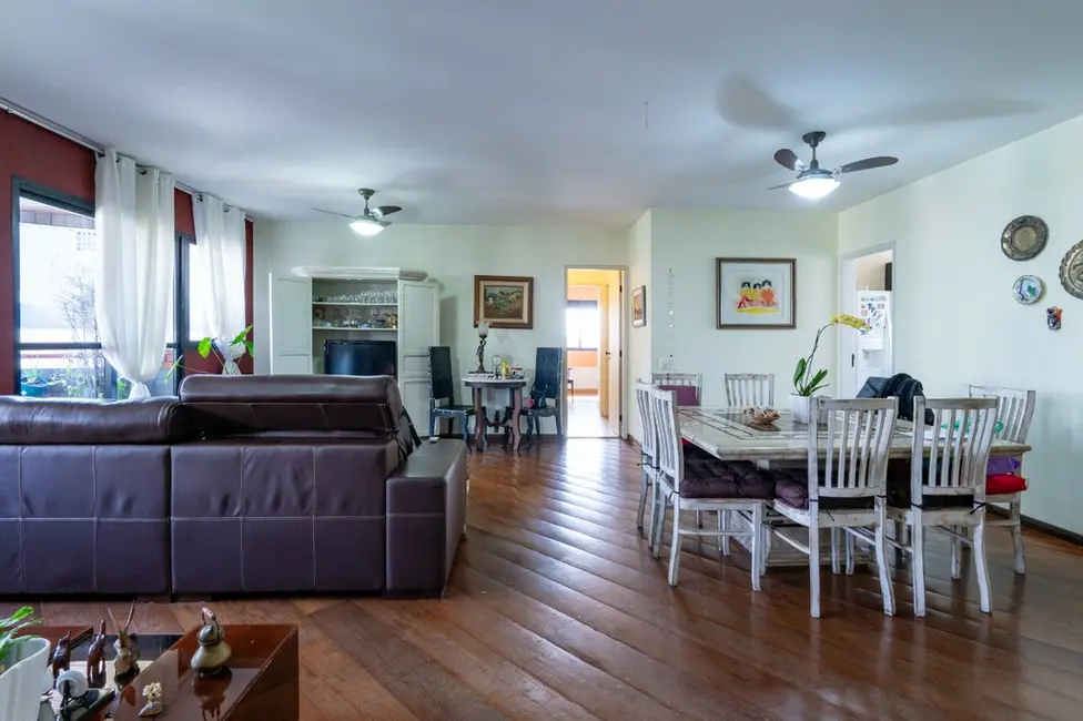 Apartamento com 3 quartos à venda, 136m2 em Vila Andrade, São Paulo - SP - imagem 2 Foto 2 de Apartamento com 3 quartos à venda, 136m2 em Vila Andrade, São Paulo - SP