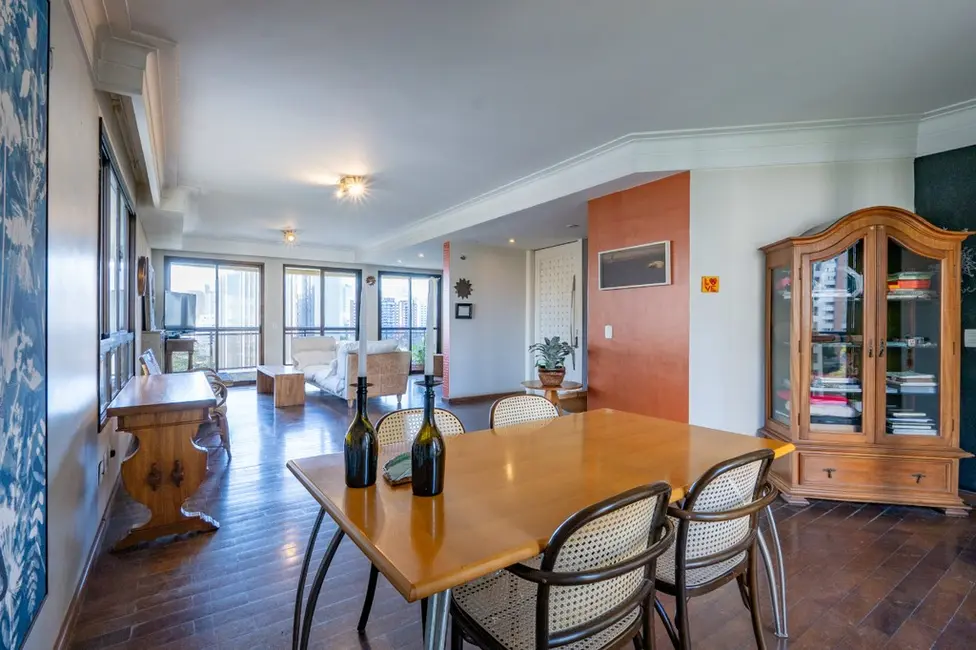 Foto 6 de Apartamento com 3 quartos à venda, 220m2 em Vila Suzana, São Paulo - SP