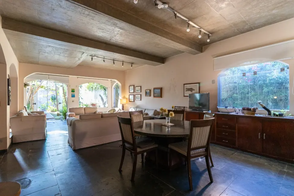 Casa com 4 quartos à venda, 329m2 em Campo Belo, São Paulo - SP - imagem 3 Foto 3 de Casa com 4 quartos à venda, 329m2 em Campo Belo, São Paulo - SP