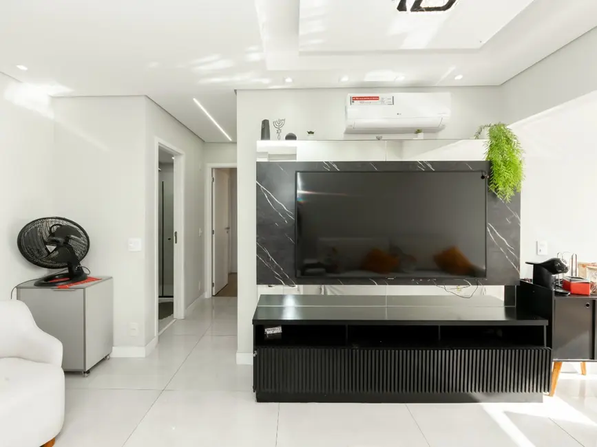 Apartamento com 2 quartos à venda, 61m2 em Vila Guilherme, São Paulo - SP - imagem 3 Foto 3 de Apartamento com 2 quartos à venda, 61m2 em Vila Guilherme, São Paulo - SP