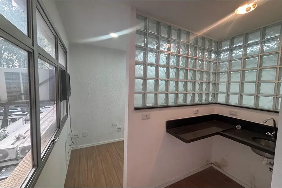Sala Comercial à venda, 40m2 em Bela Vista, São Paulo - SP - imagem 8 Foto 8 de Sala Comercial à venda, 40m2 em Bela Vista, São Paulo - SP