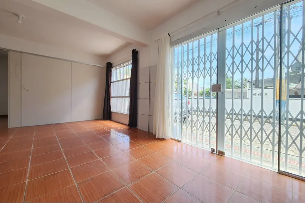 Foto 3 de Loja à venda, 67m2 em Gravatá, Navegantes - SC