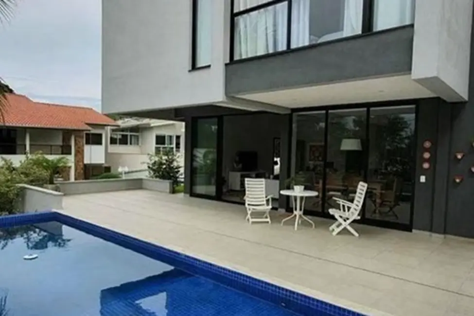 Foto 7 de Casa de Condomínio com 3 quartos à venda, 200m2 em Ariribá, Balneario Camboriu - SC