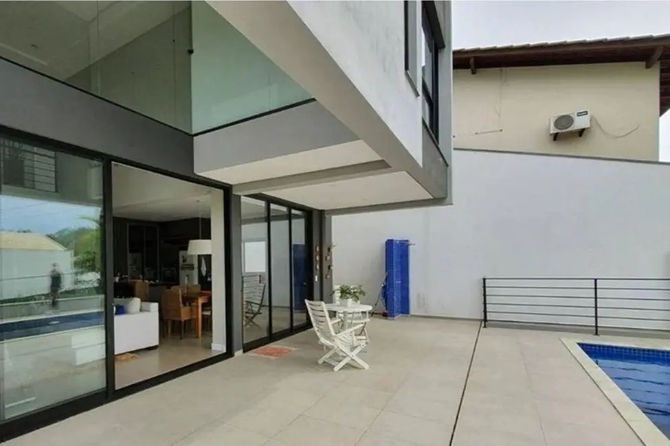 Foto 4 de Casa de Condomínio com 3 quartos à venda, 200m2 em Ariribá, Balneario Camboriu - SC