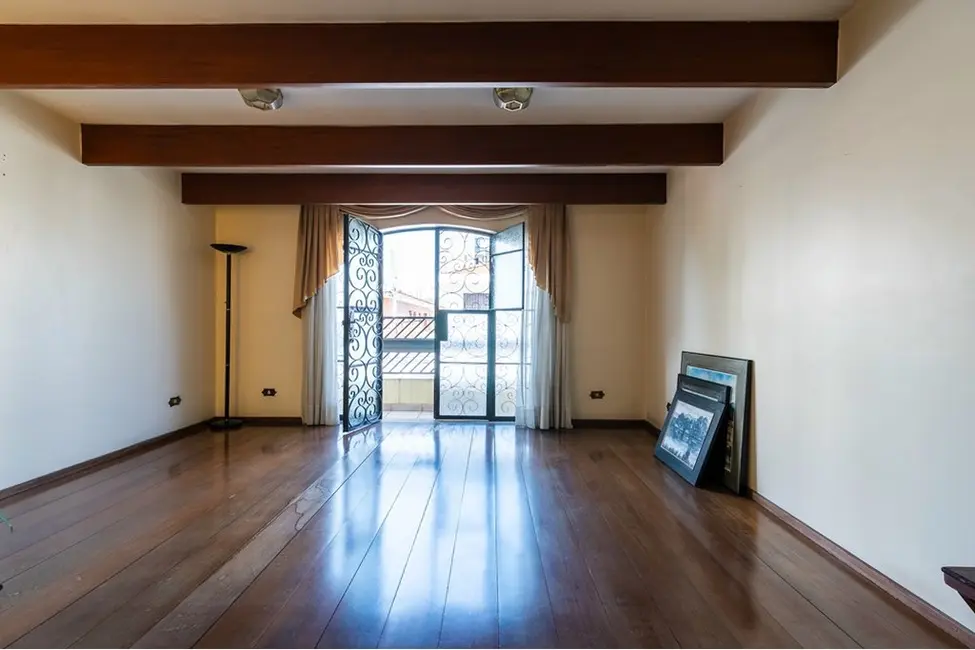 Casa com 3 quartos à venda, 180m2 em Jardim Aeroporto, São Paulo - SP - imagem 2 Foto 2 de Casa com 3 quartos à venda, 180m2 em Jardim Aeroporto, São Paulo - SP