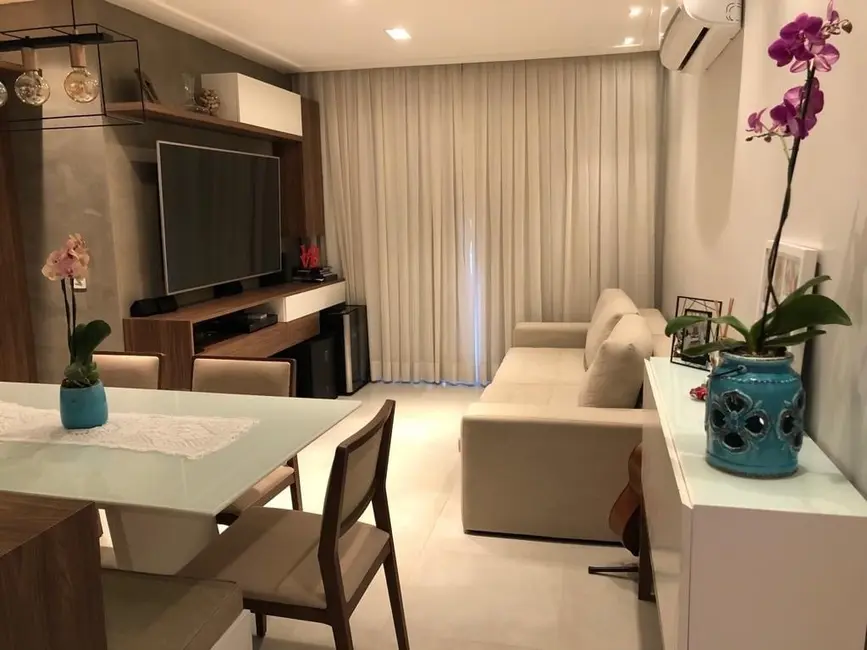 Foto 2 de Apartamento com 2 quartos à venda, 72m2 em Pinheiros, São Paulo - SP