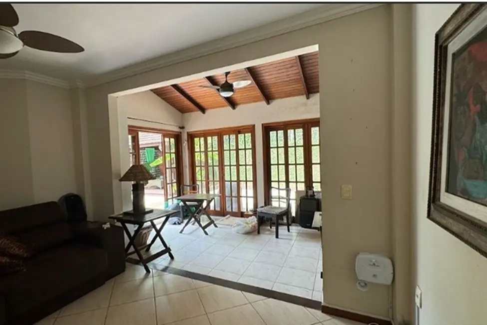 Casa com 4 quartos à venda, 350m2 em Ariribá, Balneario Camboriu - SC - imagem 4 Foto 4 de Casa com 4 quartos à venda, 350m2 em Ariribá, Balneario Camboriu - SC