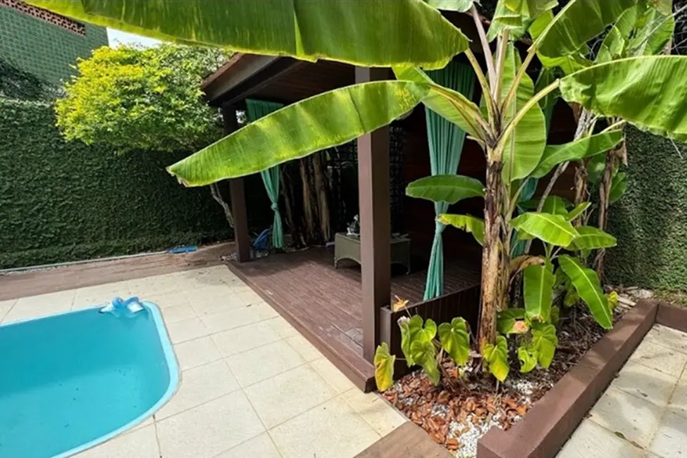 Casa com 4 quartos à venda, 350m2 em Ariribá, Balneario Camboriu - SC - imagem 5 Foto 5 de Casa com 4 quartos à venda, 350m2 em Ariribá, Balneario Camboriu - SC