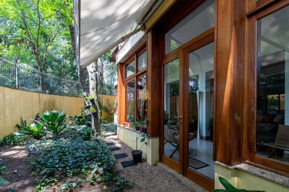Foto 3 de Casa com 4 quartos à venda, 440m2 em Jardim Prudência, São Paulo - SP