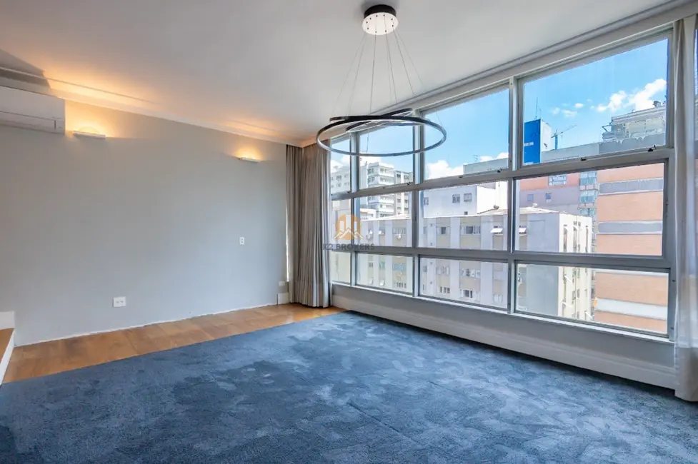 Foto 4 de Apartamento com 3 quartos à venda, 240m2 em Cerqueira César, São Paulo - SP