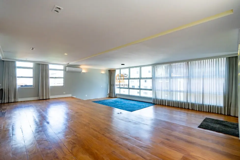 Foto 2 de Apartamento com 3 quartos à venda, 240m2 em Cerqueira César, São Paulo - SP