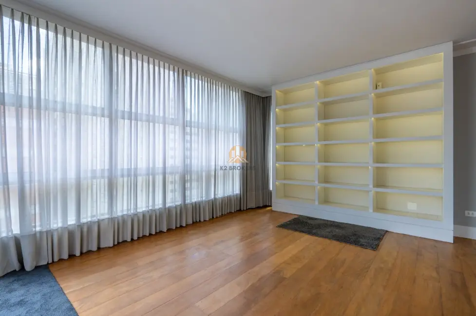 Foto 6 de Apartamento com 3 quartos à venda, 240m2 em Cerqueira César, São Paulo - SP