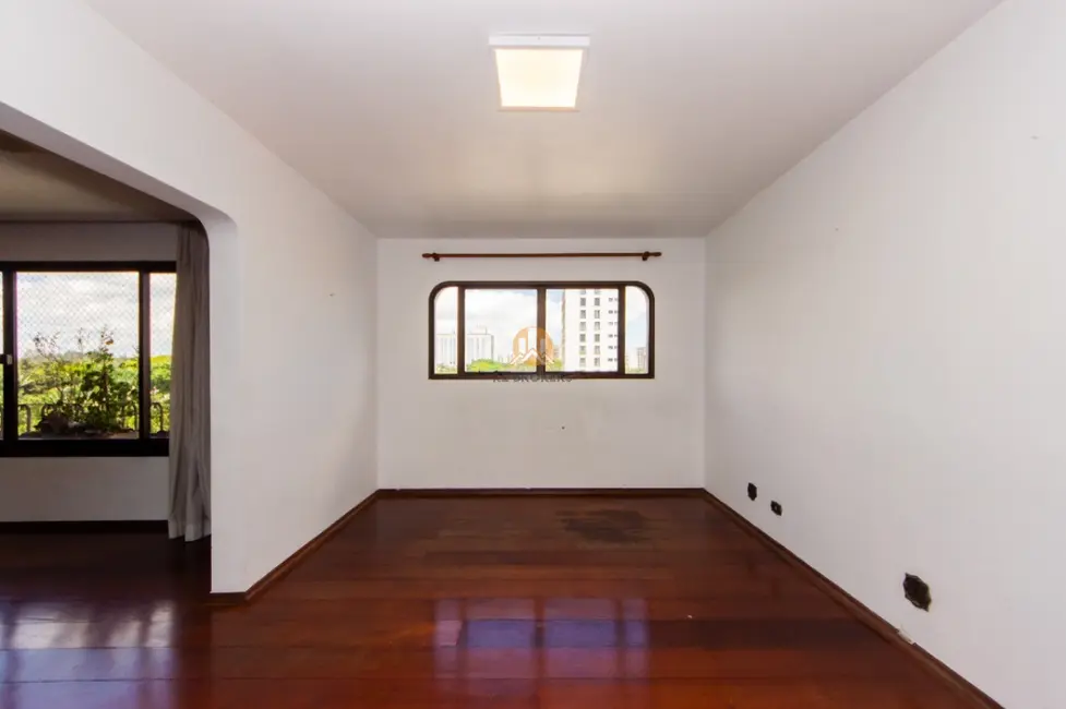 Apartamento com 4 quartos à venda e para alugar, 327m2 em Santo Amaro, São Paulo - SP - imagem 7 Foto 7 de Apartamento com 4 quartos à venda e para alugar, 327m2 em Santo Amaro, São Paulo - SP