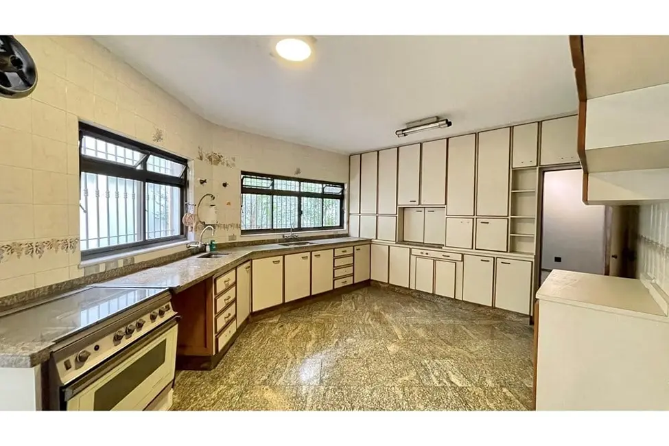 Foto 2 de Casa com 5 quartos à venda, 810m2 em Vila Madalena, São Paulo - SP