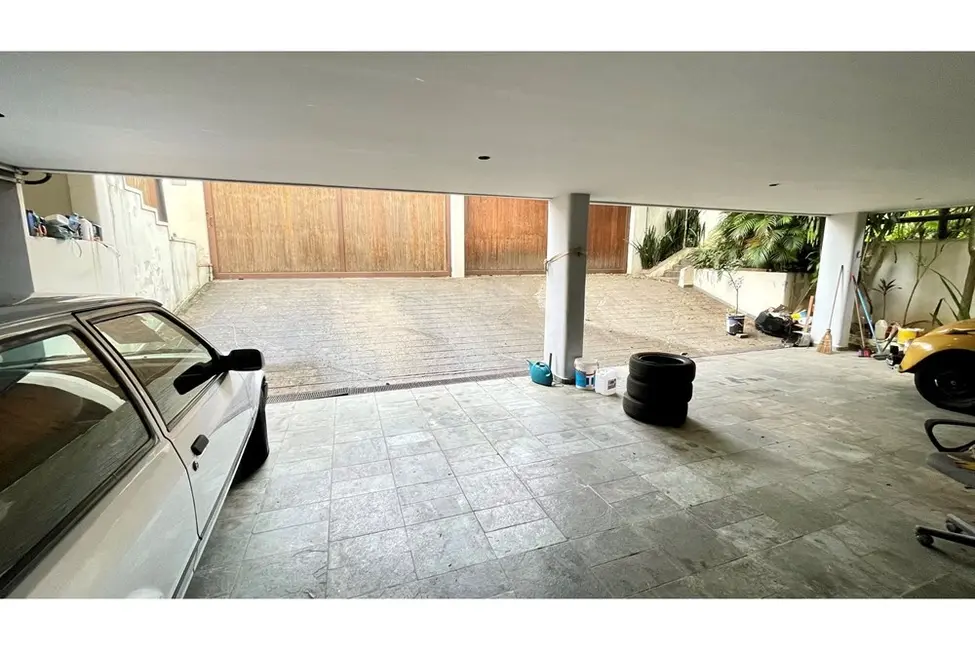 Casa com 5 quartos à venda, 810m2 em Vila Madalena, São Paulo - SP - imagem 3 Foto 3 de Casa com 5 quartos à venda, 810m2 em Vila Madalena, São Paulo - SP