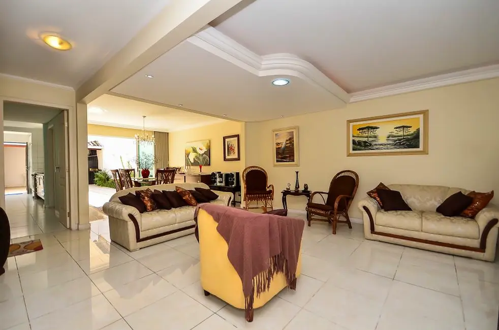 Foto 1 de Casa com 3 quartos à venda, 237m2 em Boa Vista, Curitiba - PR