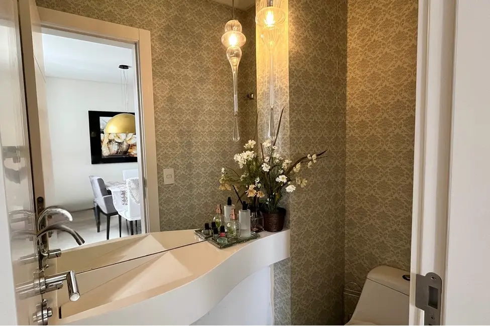 Apartamento com 4 quartos à venda, 138m2 em Centro, Balneario Camboriu - SC - imagem 5 Foto 5 de Apartamento com 4 quartos à venda, 138m2 em Centro, Balneario Camboriu - SC