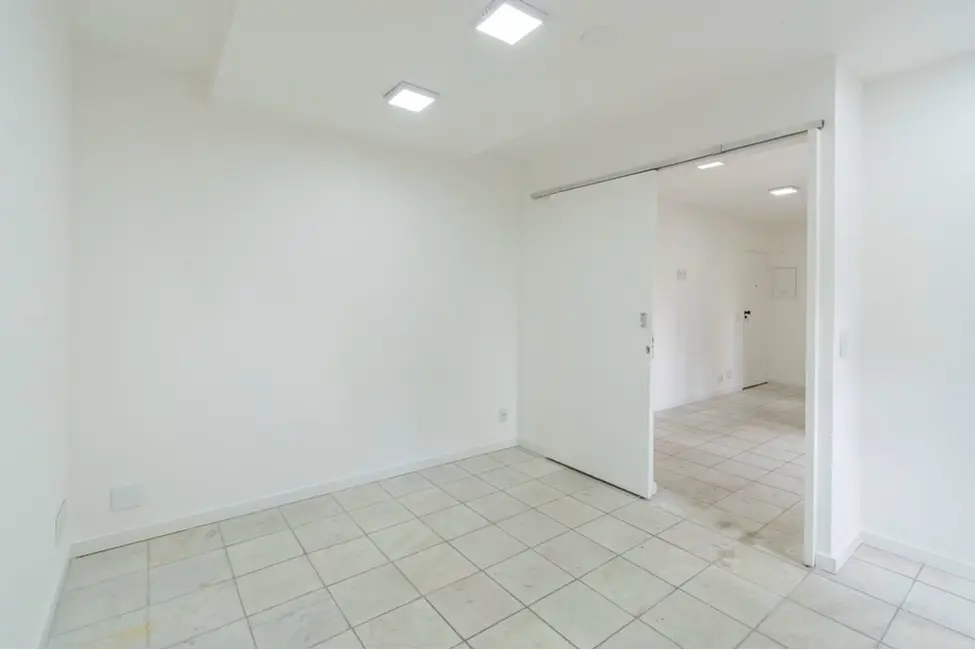 Foto 7 de Sala Comercial à venda, 29m2 em Itaim Bibi, São Paulo - SP