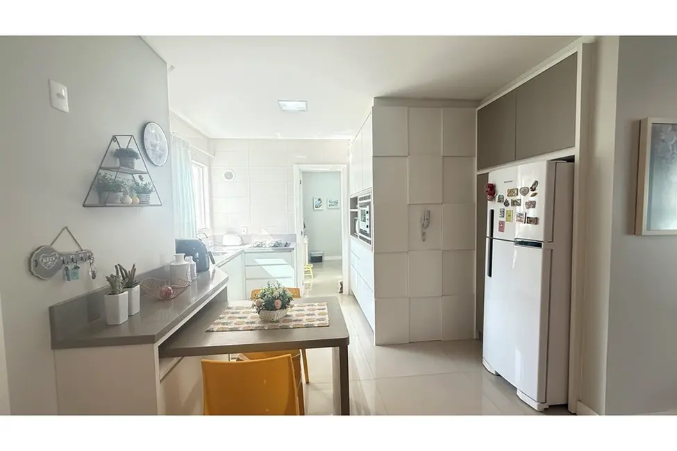 Foto 7 de Apartamento com 1 quarto à venda, 127m2 em Pioneiros, Balneario Camboriu - SC