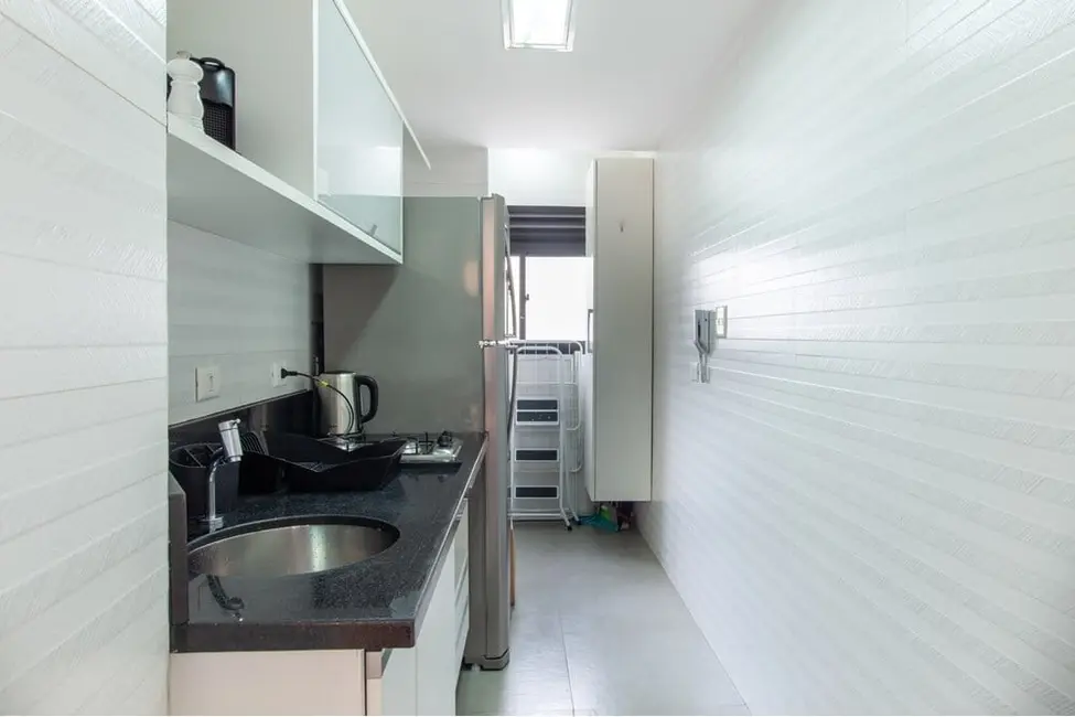 Foto 3 de Apartamento com 2 quartos à venda, 60m2 em Moema, São Paulo - SP