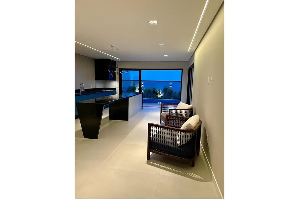 Foto 3 de Casa com 3 quartos à venda, 270m2 em Cézar de Souza, Mogi Das Cruzes - SP