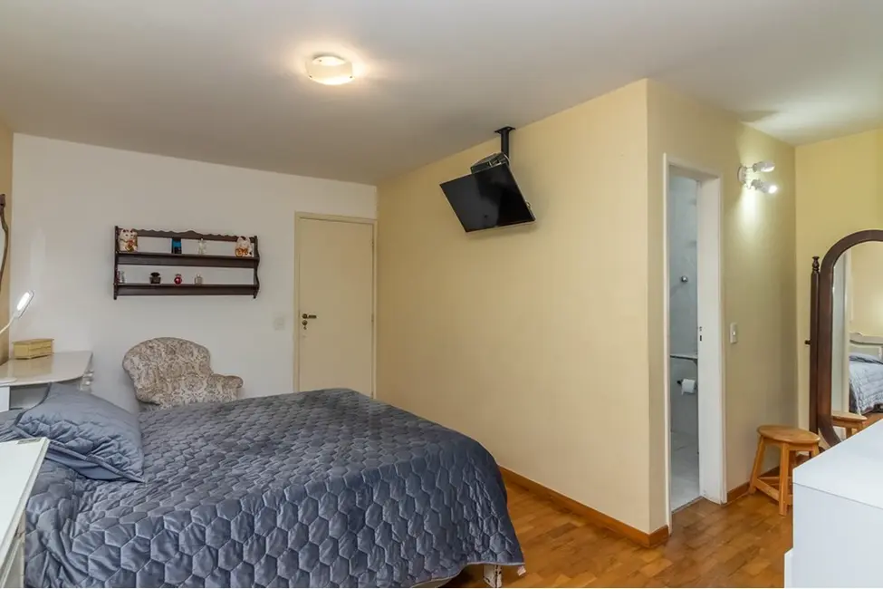 Foto 9 de Casa com 4 quartos à venda, 218m2 em Brooklin Paulista, São Paulo - SP