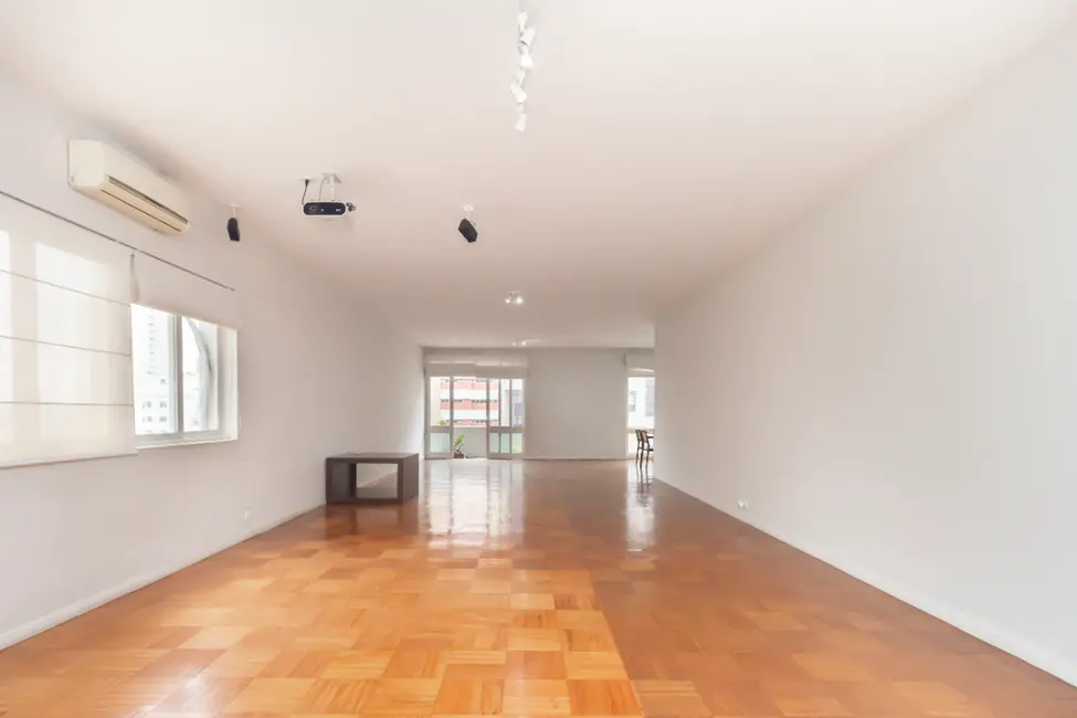 Foto 3 de Apartamento com 4 quartos à venda, 200m2 em Bela Vista, São Paulo - SP