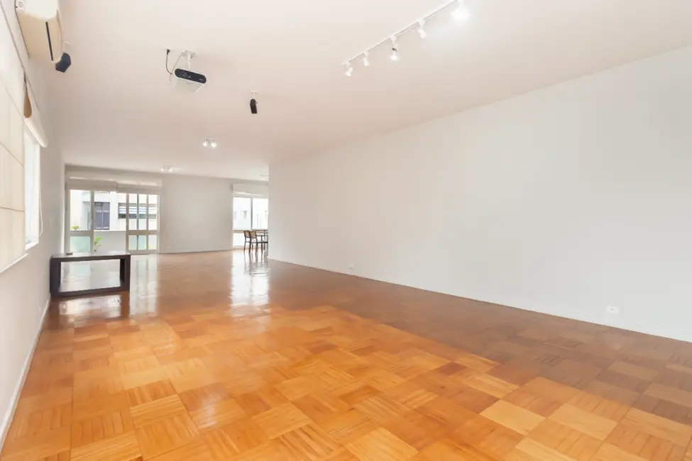 Foto 5 de Apartamento com 4 quartos à venda, 200m2 em Bela Vista, São Paulo - SP