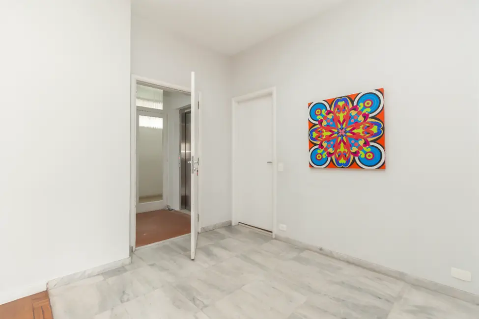 Foto 6 de Apartamento com 4 quartos à venda, 200m2 em Bela Vista, São Paulo - SP