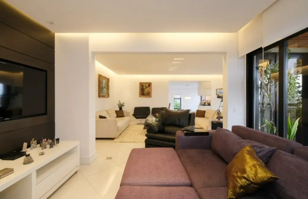 Apartamento com 4 quartos para alugar, 226m2 em Perdizes, São Paulo - SP - imagem 4 Foto 4 de Apartamento com 4 quartos para alugar, 226m2 em Perdizes, São Paulo - SP