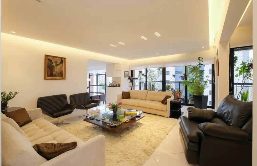 Apartamento com 4 quartos para alugar, 226m2 em Perdizes, São Paulo - SP - imagem 2 Foto 2 de Apartamento com 4 quartos para alugar, 226m2 em Perdizes, São Paulo - SP