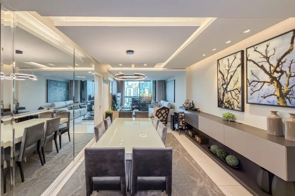 Foto 6 de Apartamento com 2 quartos à venda, 112m2 em Mercês, Curitiba - PR