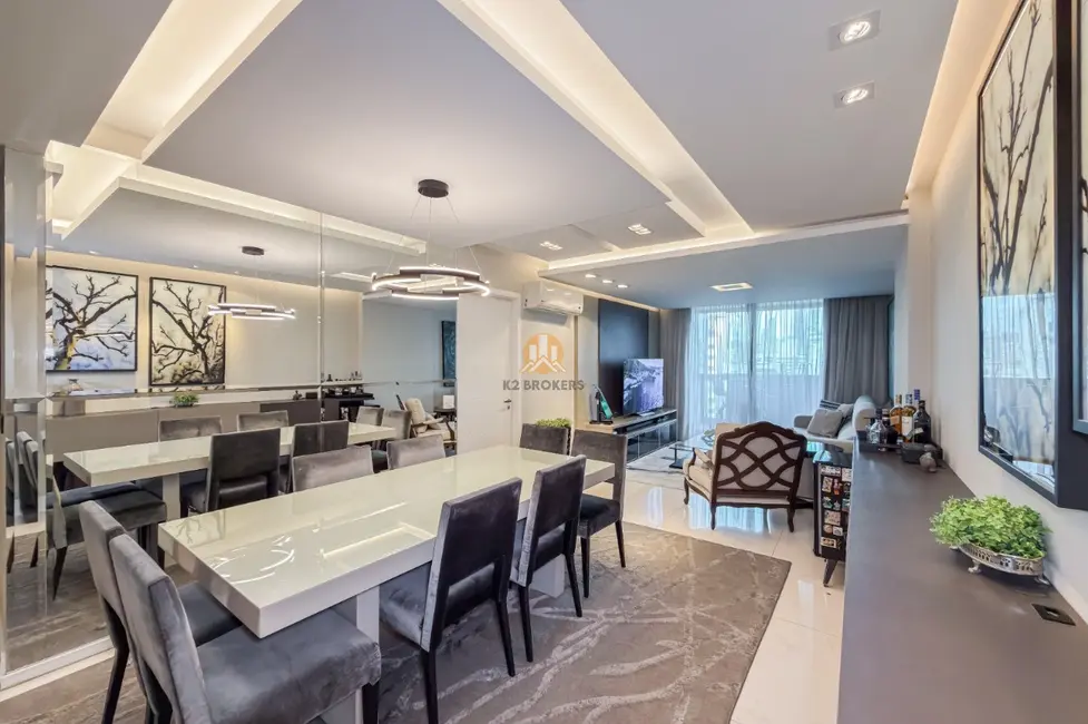 Foto 4 de Apartamento com 2 quartos à venda, 112m2 em Mercês, Curitiba - PR