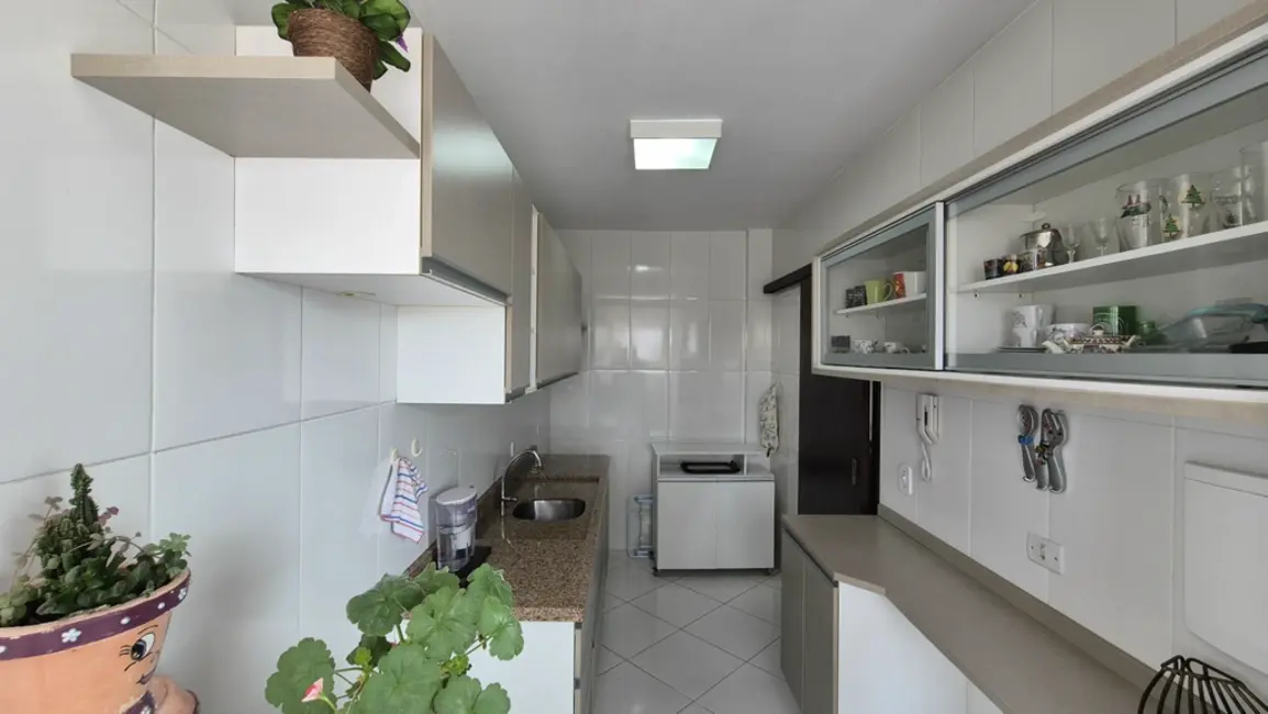 Foto 2 de Apartamento com 2 quartos à venda, 70m2 em Bacacheri, Curitiba - PR