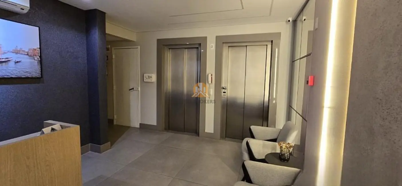 Apartamento com 2 quartos à venda, 115m2 em Centro, Balneario Camboriu - SC - imagem 3 Foto 3 de Apartamento com 2 quartos à venda, 115m2 em Centro, Balneario Camboriu - SC