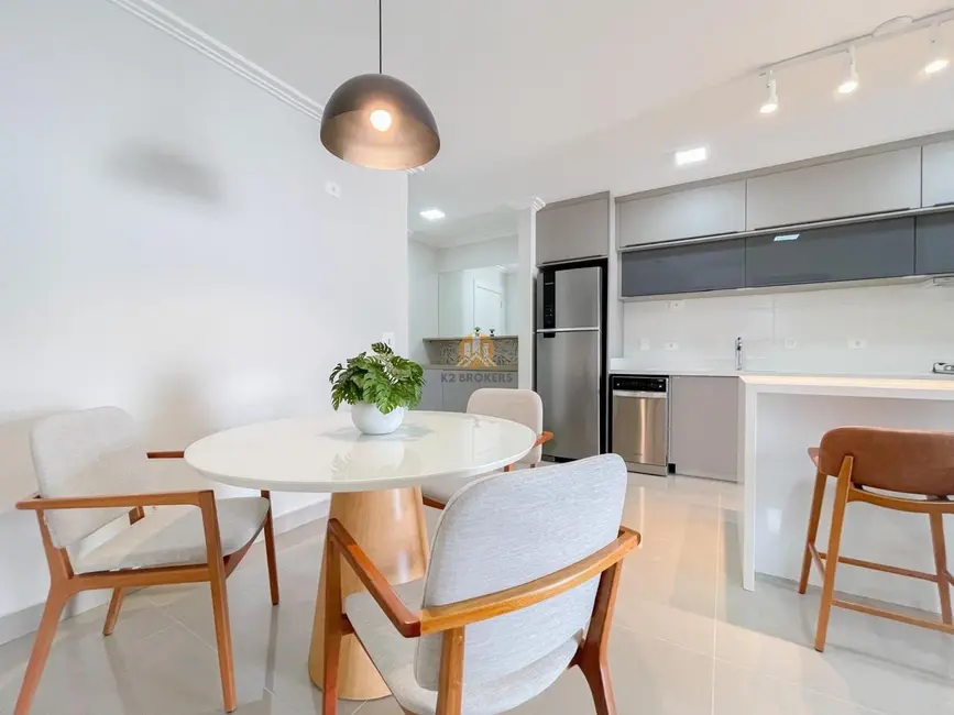 Apartamento com 2 quartos à venda, 74m2 em Água Verde, Curitiba - PR - imagem 5 Foto 5 de Apartamento com 2 quartos à venda, 74m2 em Água Verde, Curitiba - PR