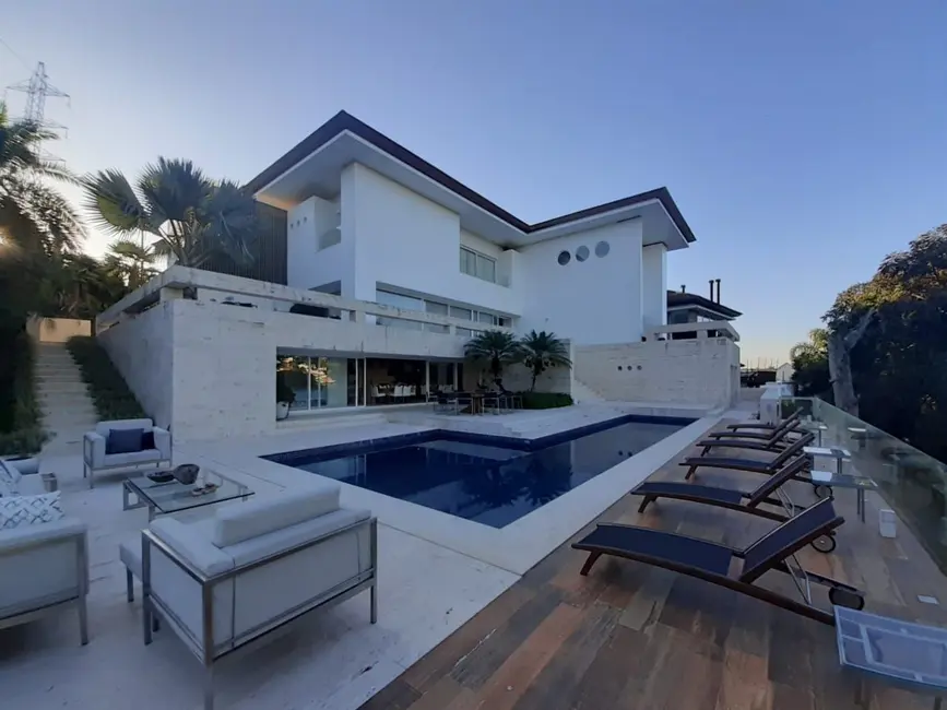 Foto 5 de Casa de Condomínio com 4 quartos à venda, 1144m2 em São João, Curitiba - PR