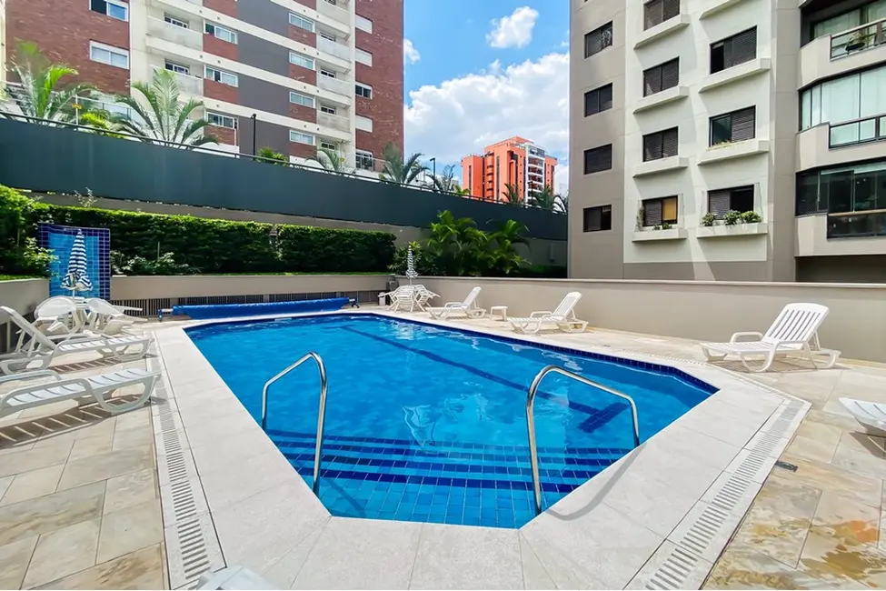 Foto 9 de Apartamento com 3 quartos à venda, 101m2 em Moema, São Paulo - SP
