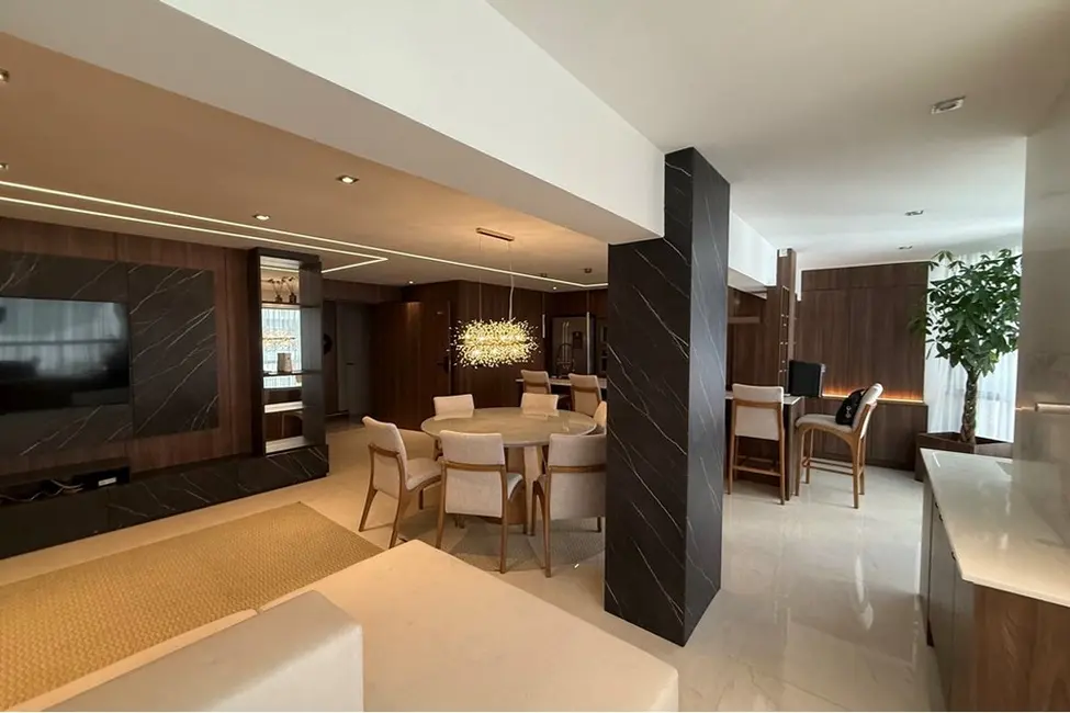 Foto 9 de Apartamento com 3 quartos à venda, 157m2 em Centro, Balneario Camboriu - SC