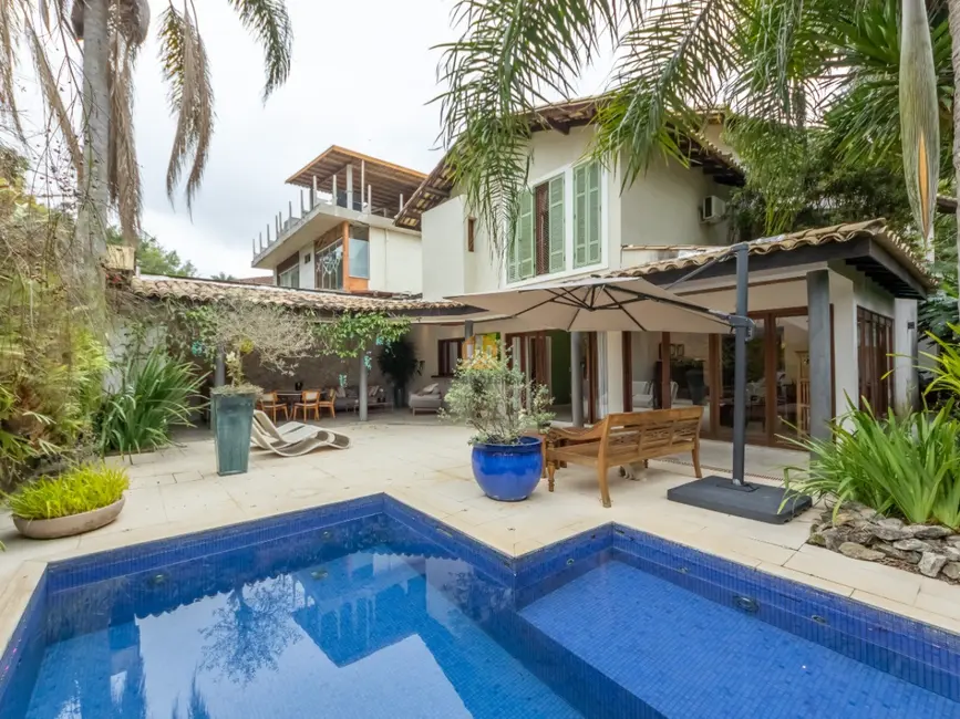 Casa de Condomínio com 5 quartos à venda, 550m2 em Jardim Vitória Régia, São Paulo - SP - imagem 1 Foto 1 de Casa de Condomínio com 5 quartos à venda, 550m2 em Jardim Vitória Régia, São Paulo - SP