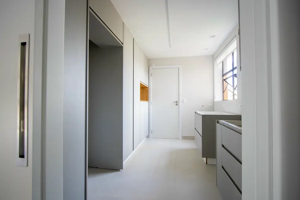 Foto 5 de Apartamento com 3 quartos à venda, 237m2 em Mossunguê, Curitiba - PR