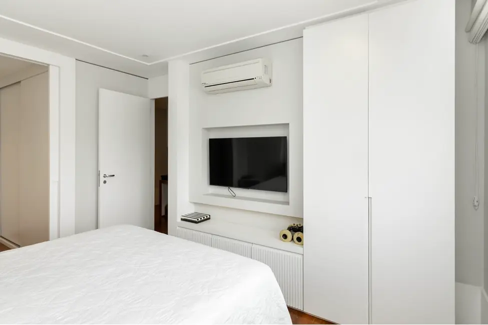 Foto 5 de Apartamento com 3 quartos à venda, 188m2 em Vila Mariana, São Paulo - SP