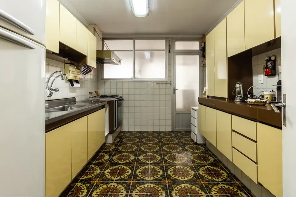Apartamento com 3 quartos à venda, 141m2 em Sumaré, São Paulo - SP - imagem 6 Foto 6 de Apartamento com 3 quartos à venda, 141m2 em Sumaré, São Paulo - SP